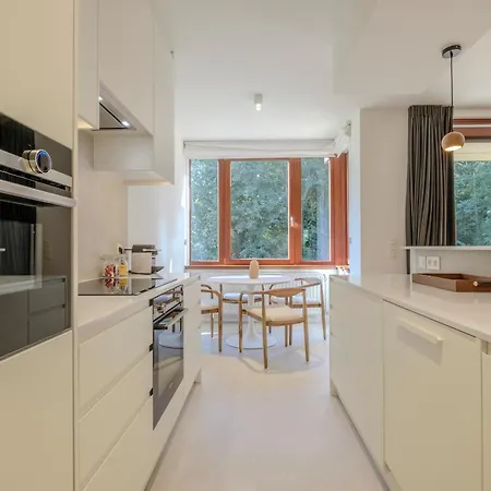 Apartment Chaleureux 1 Proche Ecole Europeenne